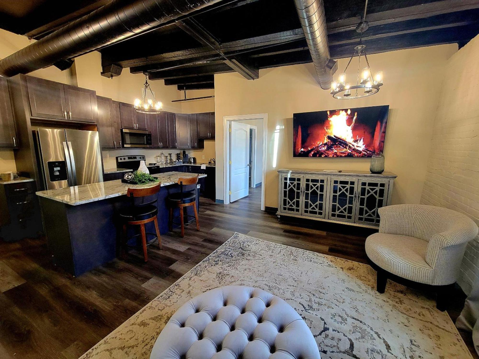 The Inn At Stone Mill Little Falls Room photo